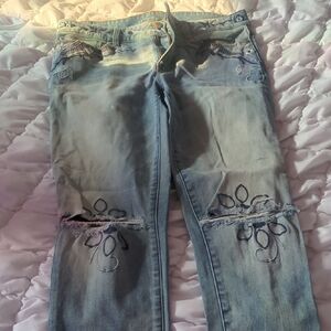 Floral Embroidered Distressed Boyfriend Jeans